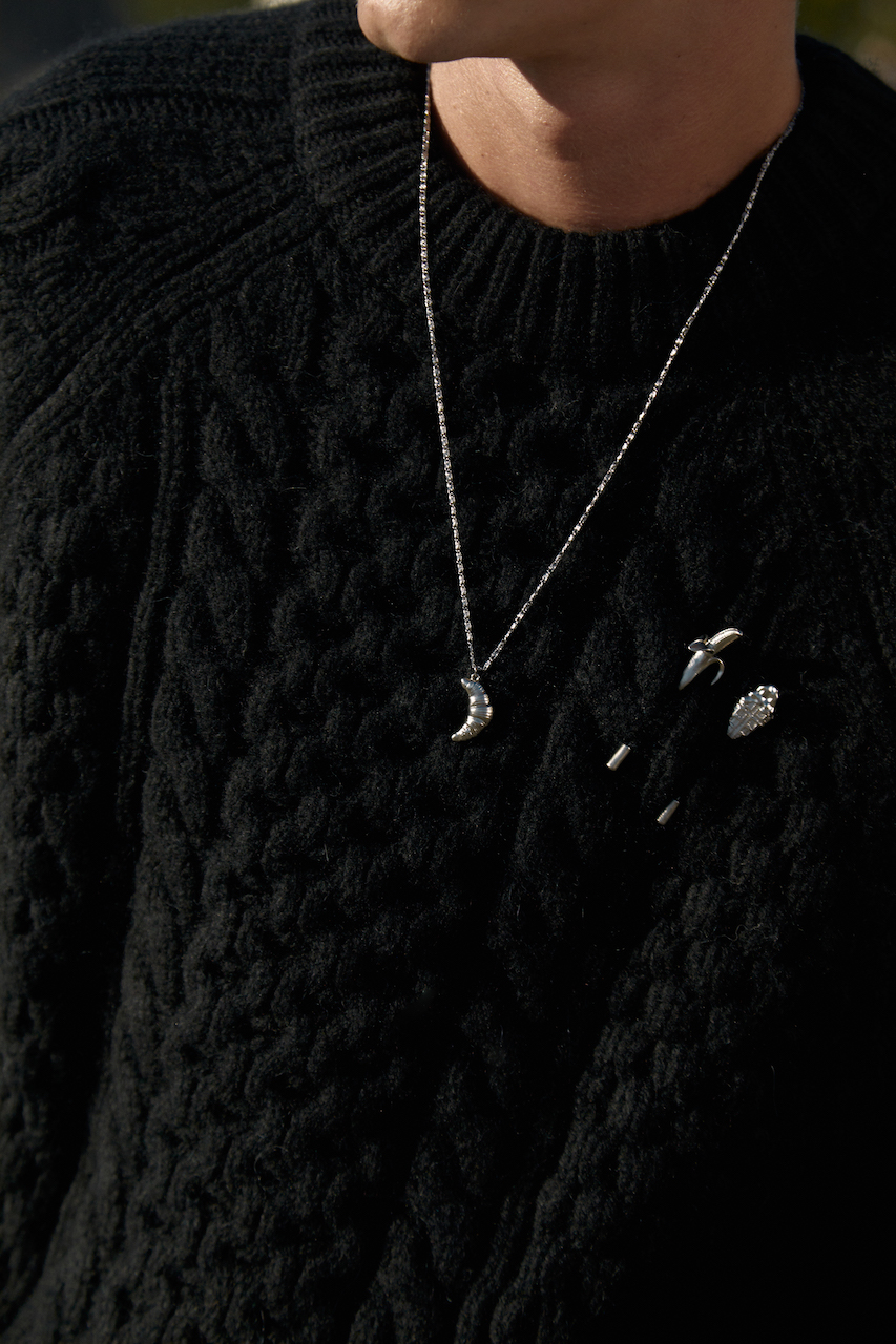 Silver Croissant Necklace (10월 13일 순차 발송)